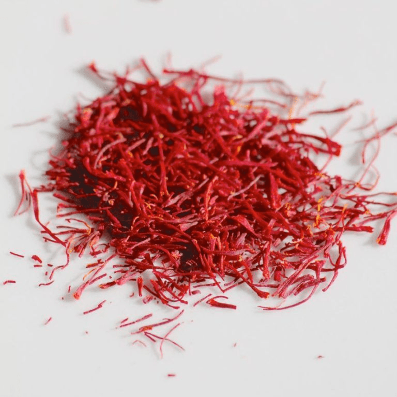 How to Use Kashmiri Saffron: Kahwa, Milk & Cooking Guide